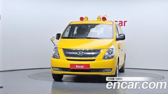 Hyundai Starex 2015 thumb 4