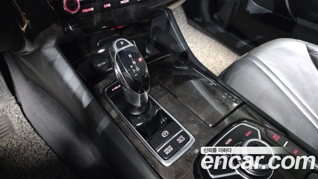 Kia K9 2015 thumb 9