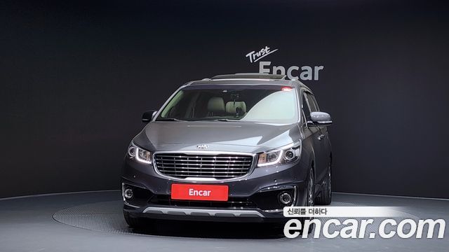 Kia Carnival 2015 thumb 4