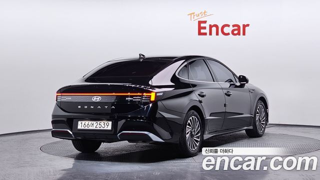 Hyundai Sonata 2024 thumb 2