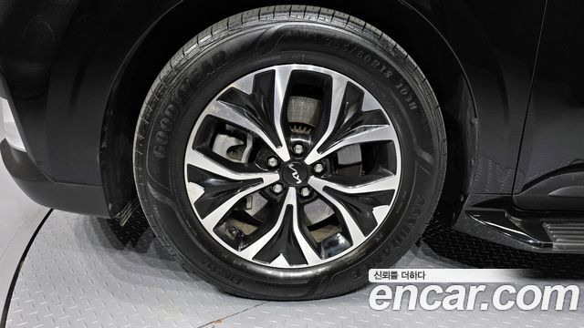 Kia Carnival 2022 thumb 6