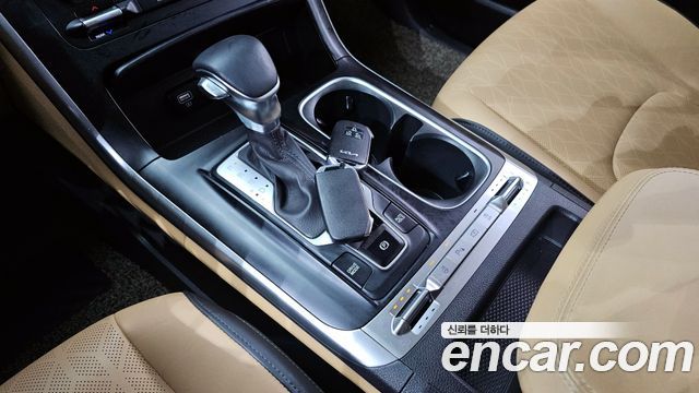 Kia Carnival 2022 thumb 10