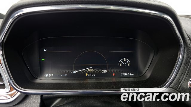 Lincoln Continental 2019 thumb 9