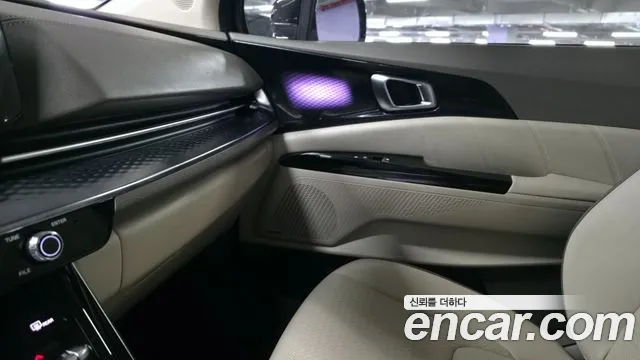Kia Carnival 2022 thumb 12