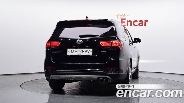 Kia Sorento 2018 thumb 5