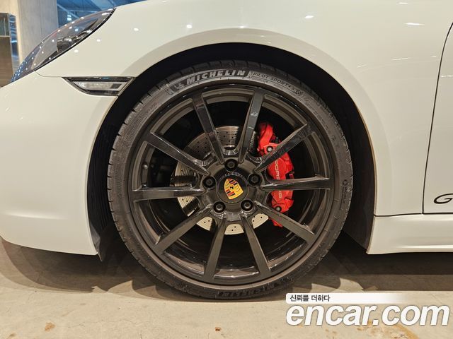 Porsche Cayman 2019 thumb 8