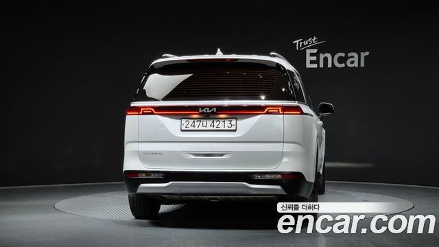 Kia Carnival 2022 thumb 4