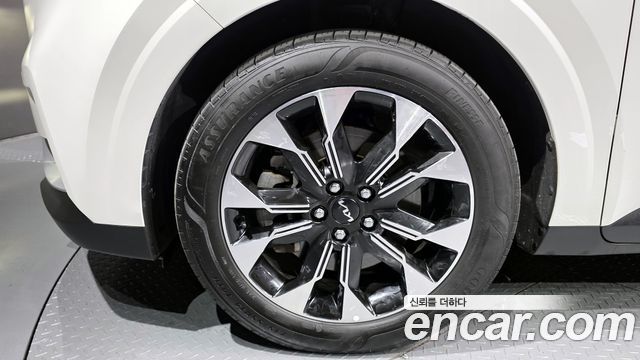 Kia Carnival 2022 thumb 5