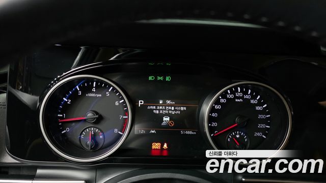 Kia Carnival 2022 thumb 8