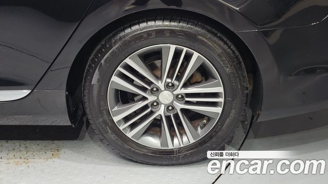 Hyundai Grandeur 2013 thumb 6