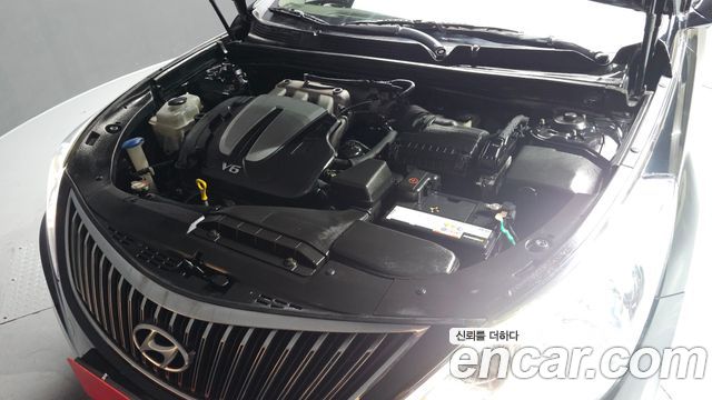 Hyundai Grandeur 2013 thumb 7