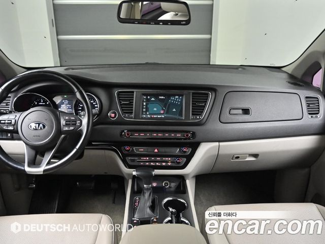 Kia Carnival 2019 thumb 7