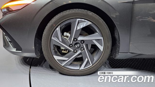 Hyundai Avante 2023 thumb 6