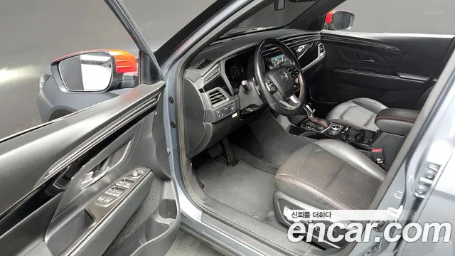 SsangYong Korando 2021 thumb 11