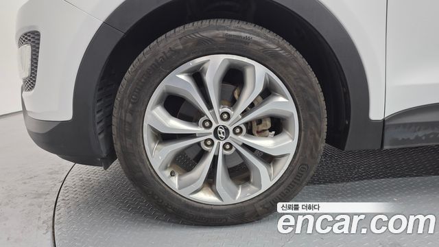 Hyundai Santa Fe 2013 thumb 5