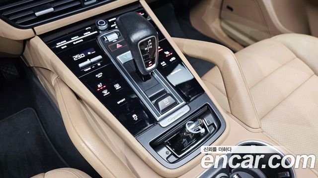 Porsche Cayenne 2019 thumb 10