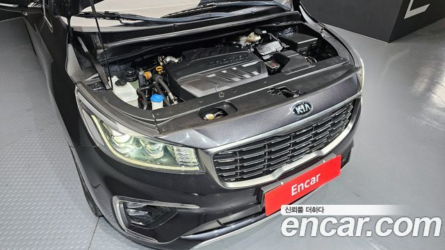 Kia Carnival 2020 thumb 7