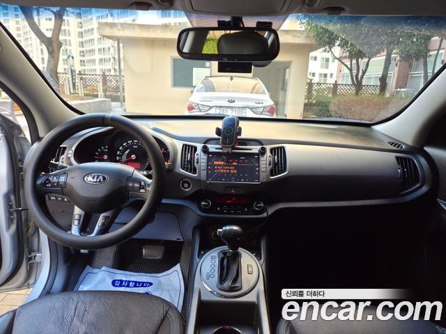 Kia Sportage 2013 thumb 10