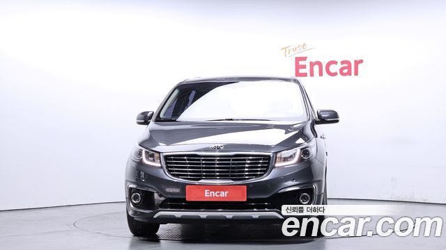 Kia Carnival 2016 thumb 4