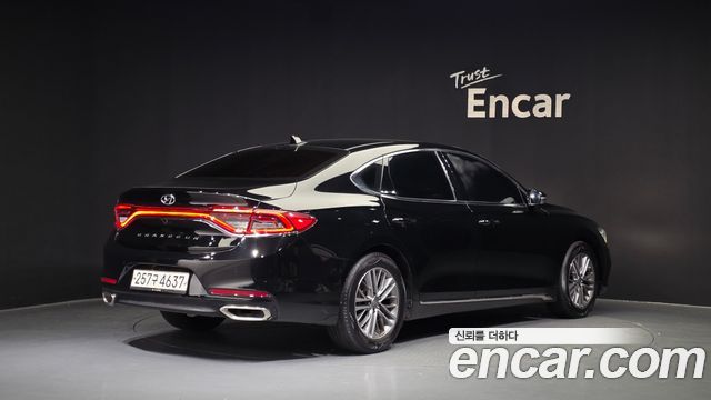 Hyundai Grandeur 2017 thumb 3