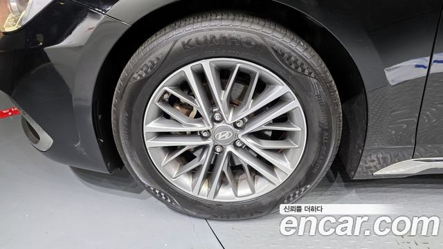 Hyundai Grandeur 2017 thumb 6