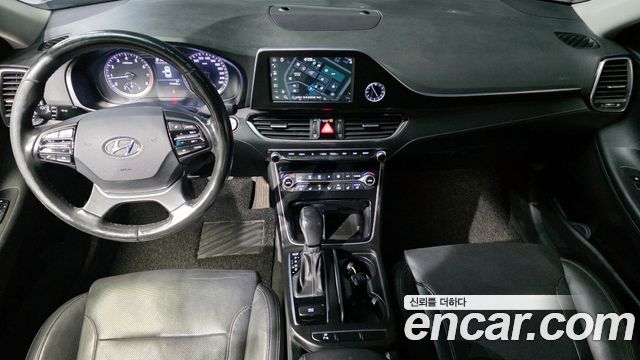 Hyundai Grandeur 2017 thumb 8