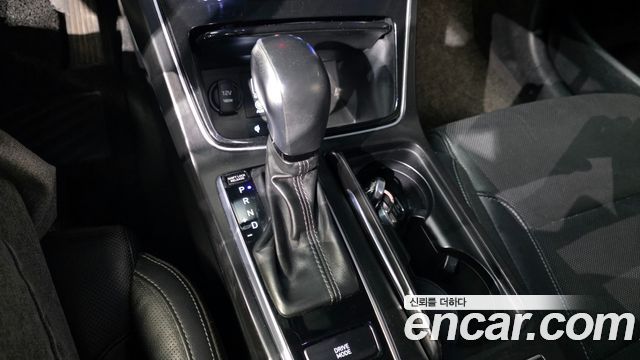 Hyundai Grandeur 2017 thumb 10