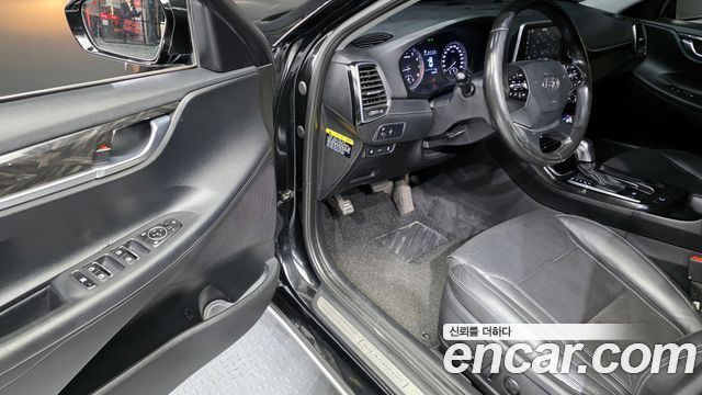 Hyundai Grandeur 2017 thumb 11