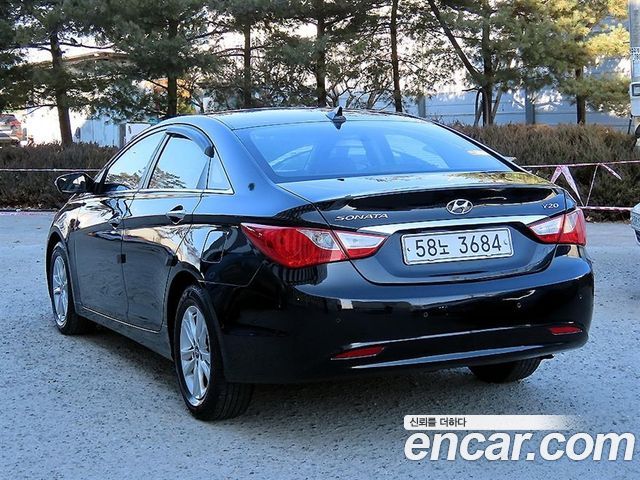 Hyundai Sonata 2010 thumb 4