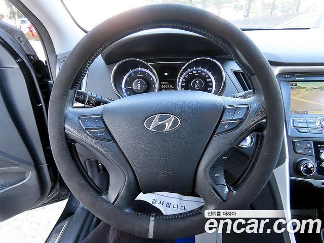 Hyundai Sonata 2010 thumb 7