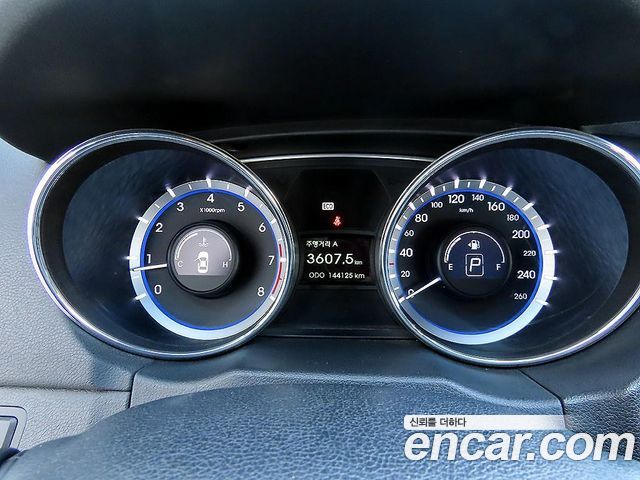 Hyundai Sonata 2010 thumb 8