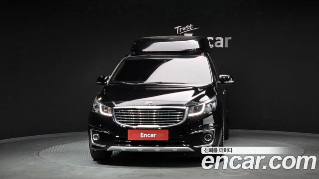 Kia Carnival 2015 thumb 4
