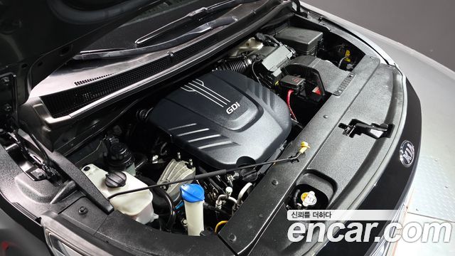 Kia Carnival 2015 thumb 7