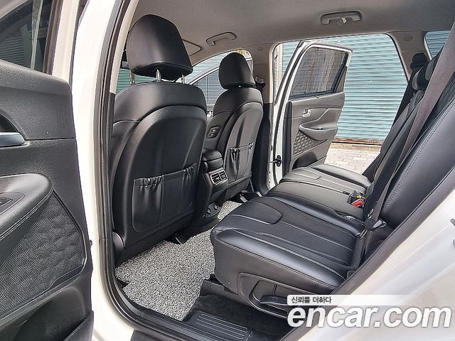 Hyundai Santa Fe 2022 thumb 9