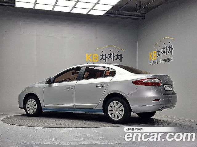 Renault Korea SM3 2010 thumb 3