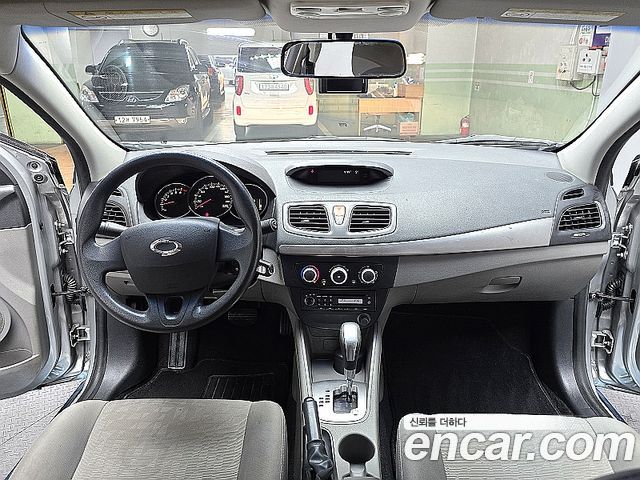 Renault Korea SM3 2010 thumb 4