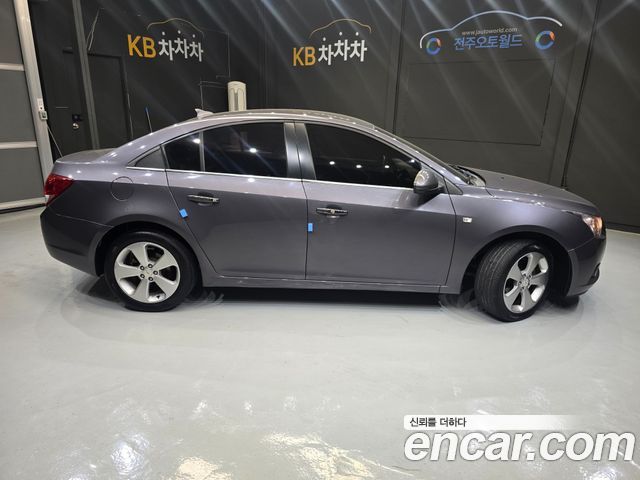 Chevrolet Cruze 2011 thumb 8