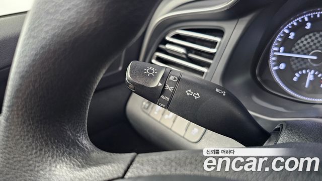 Hyundai Avante 2019 thumb 12