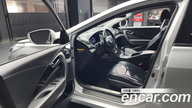 Hyundai Grandeur 2016 thumb 10