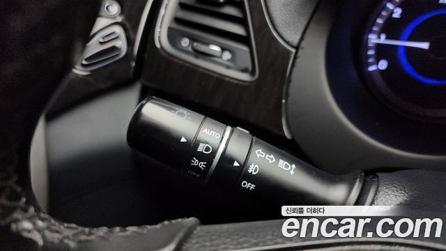 Hyundai Grandeur 2016 thumb 12