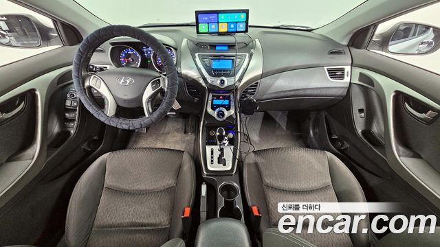 Hyundai Avante 2011 thumb 7