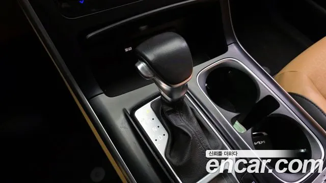 Kia Carnival 2023 thumb 10