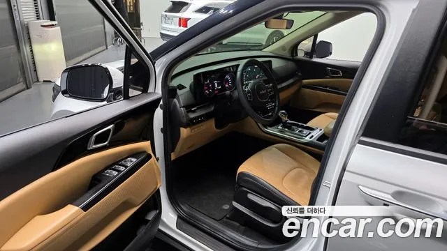Kia Carnival 2023 thumb 11