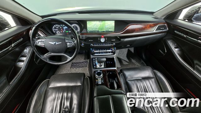 Genesis G90 2017 thumb 8