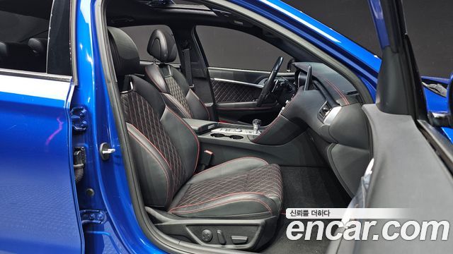 Genesis G70 2018 thumb 11