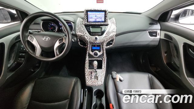 Hyundai Avante 2012 thumb 8