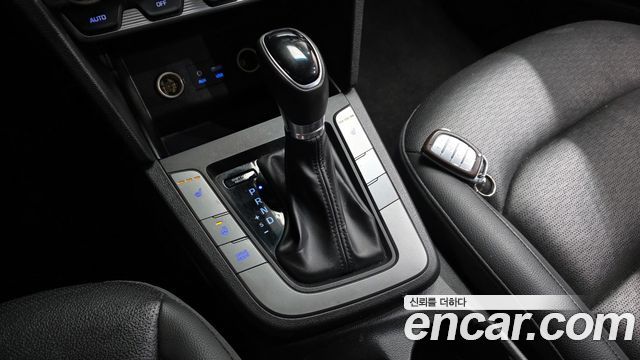 Hyundai Avante 2018 thumb 10