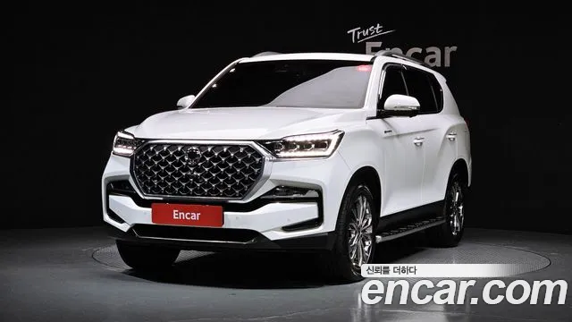 SsangYong Rexton 2023 thumb 2