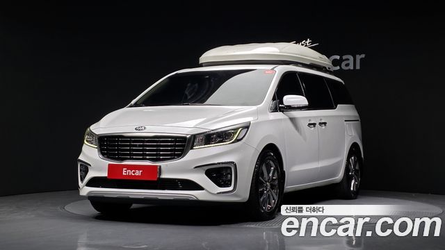 Kia Carnival 2018 thumb 2