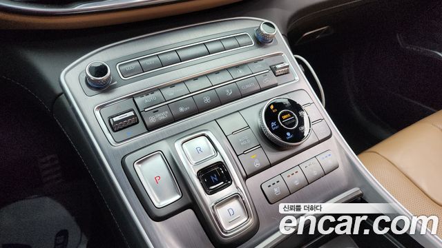 Hyundai Santa Fe 2021 thumb 9